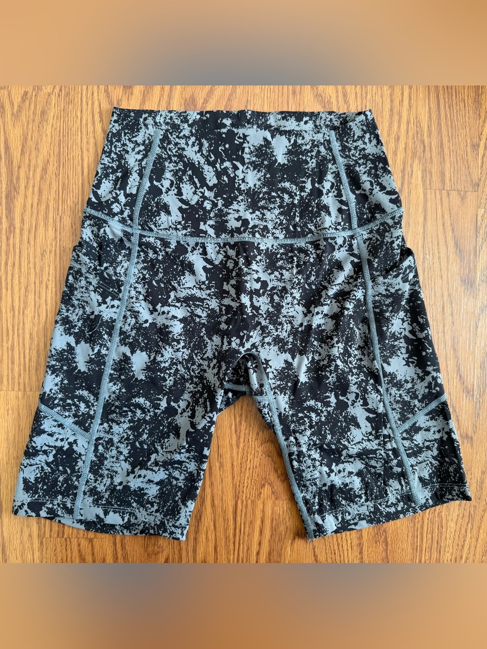 Born Primitive Synergy Short 2.0 Pockets 8" Biker Shorts Black Grey Print Medium